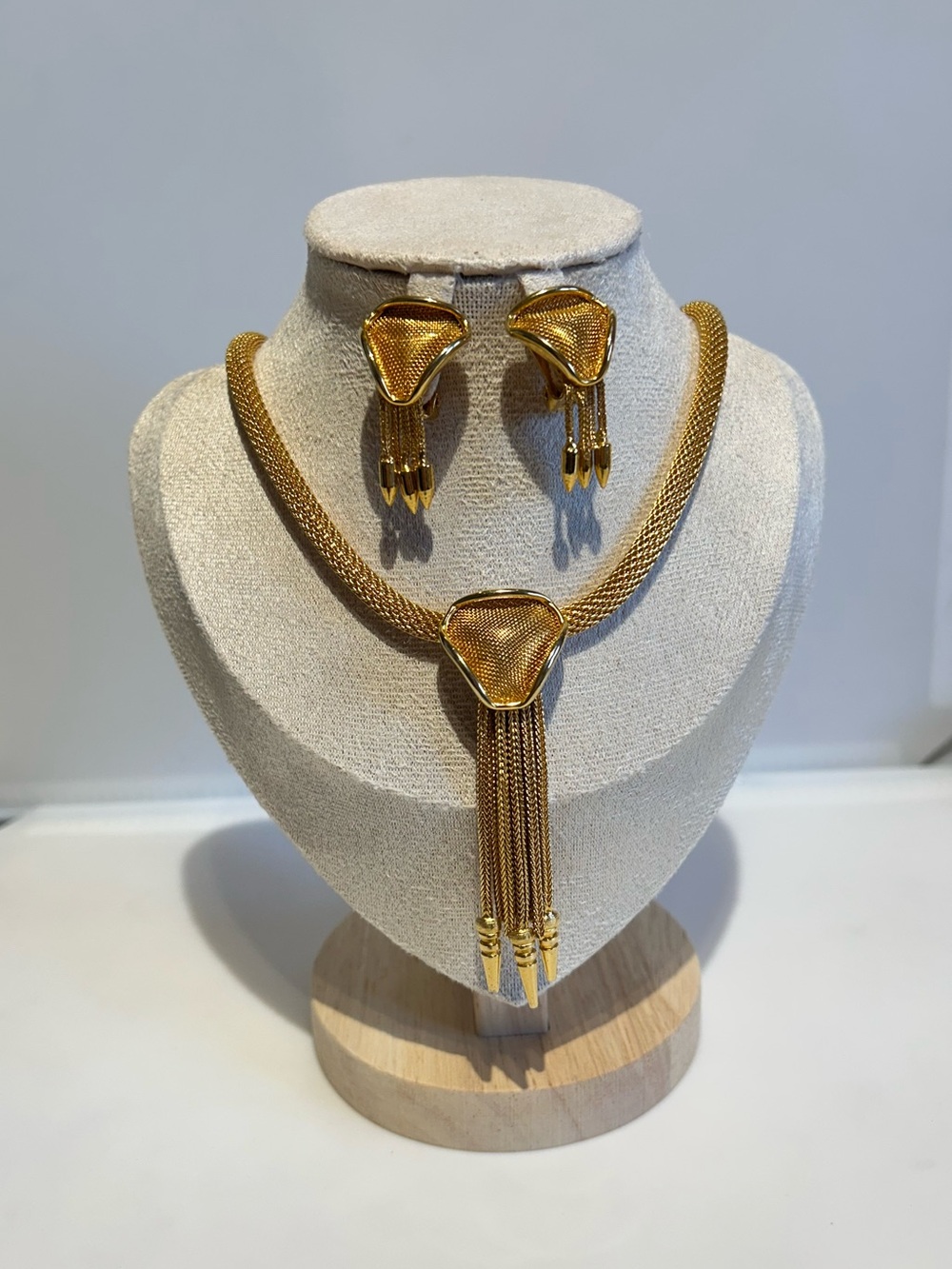 Gorgeous Vintage Jewelry Set By Continental